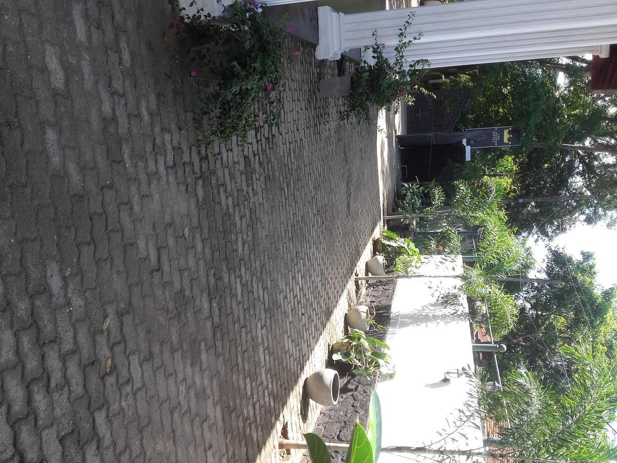 The Kingston Hotel Kiribathgoda Exterior foto